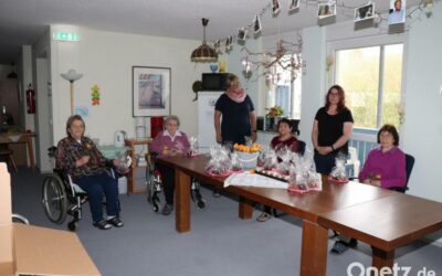 Kleine Kuchen in Herzform für Plößberger Senioren