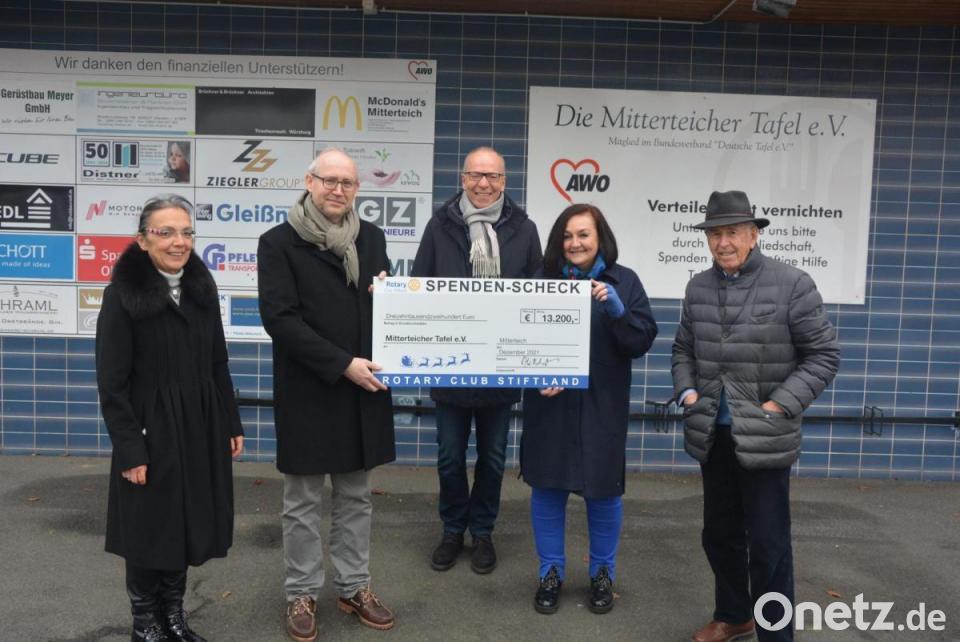 Rotary-Club Stiftland spendet 13.200 Euro für die Mitterteicher Tafel